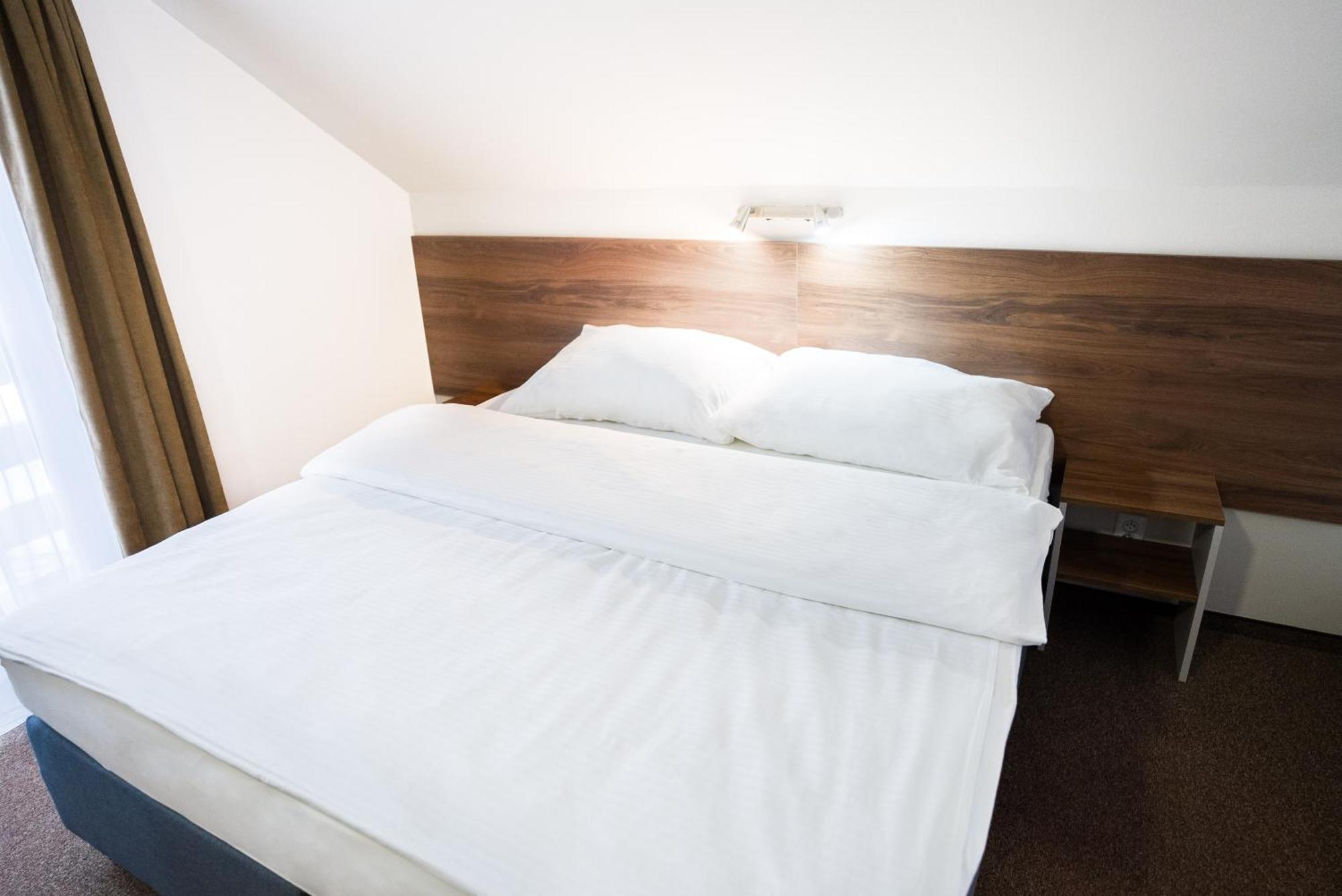 Apartmany Banff Bešeňová エクステリア 写真