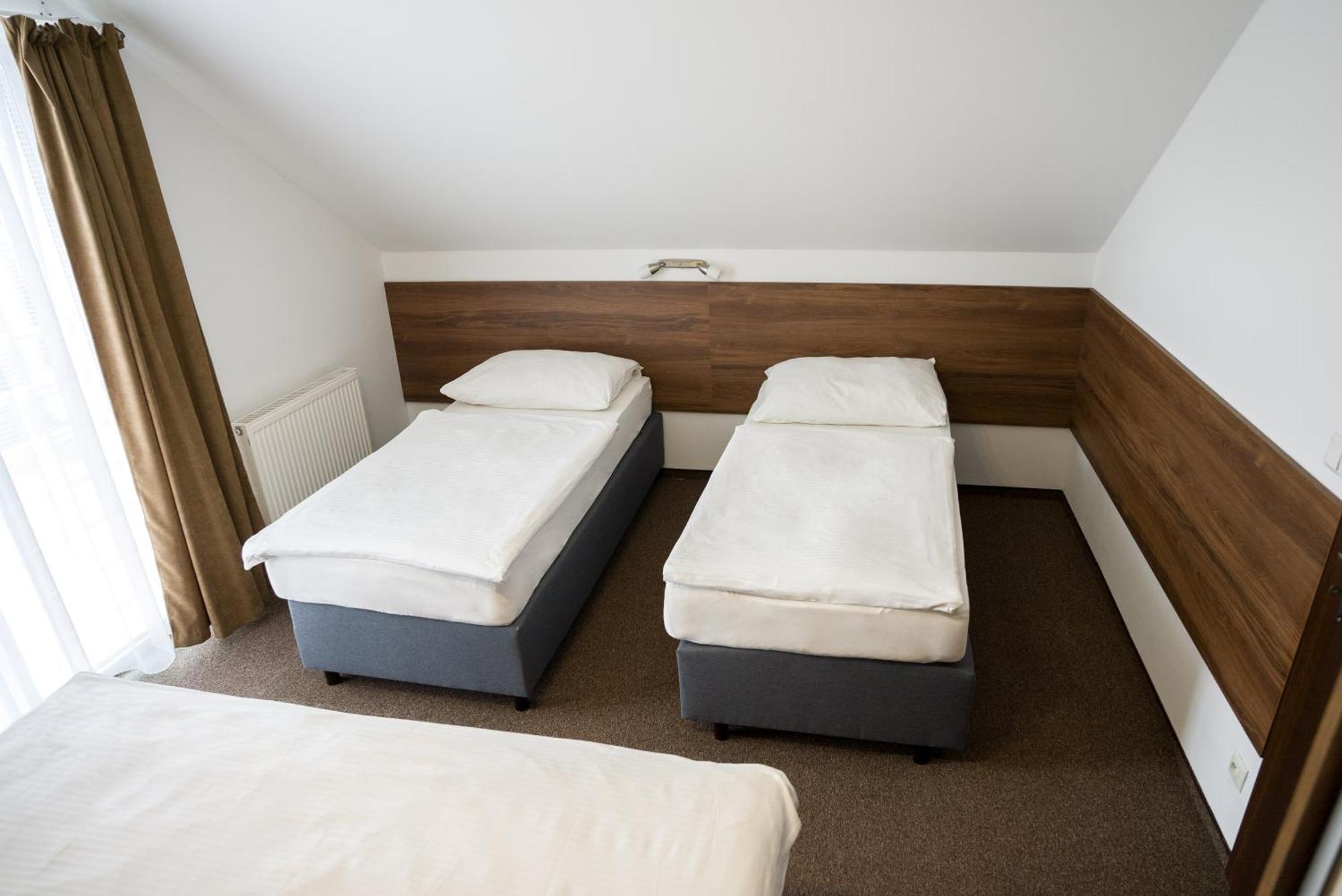 Apartmany Banff Bešeňová エクステリア 写真