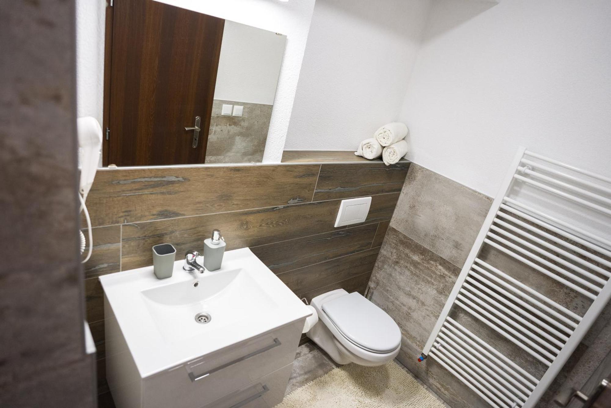 Apartmany Banff Bešeňová エクステリア 写真
